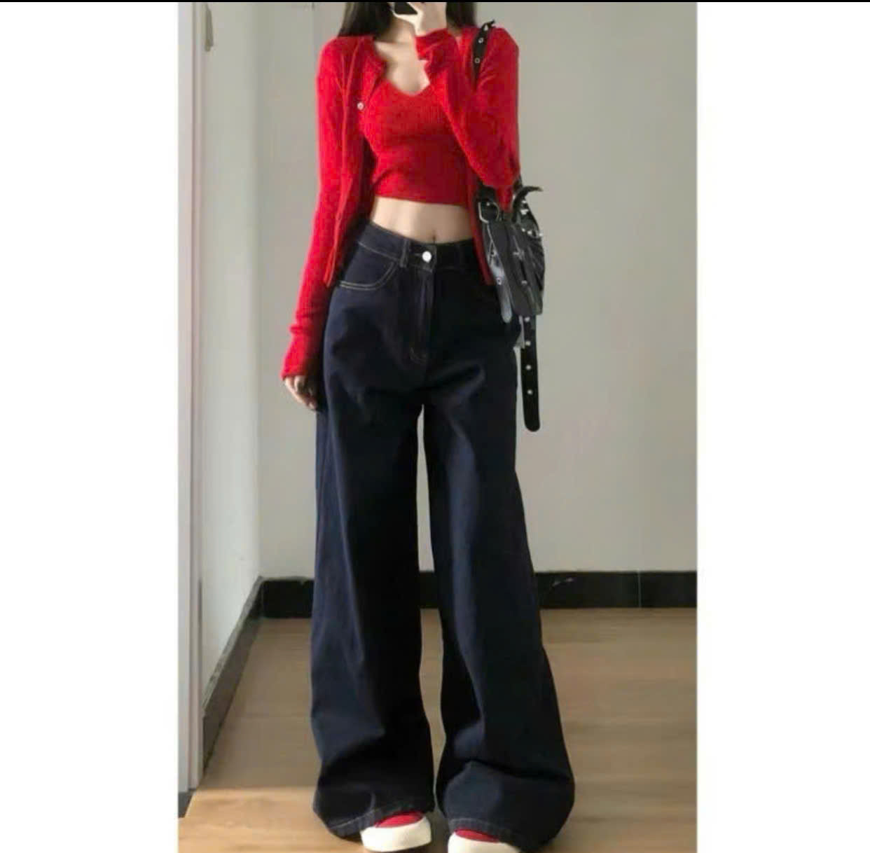 Wide leg jeans, soft, high waist, non-stretch fabric, flattering fit for women