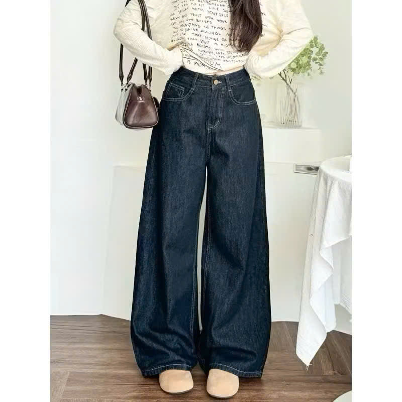 "Wide-Leg Jeans Collection."